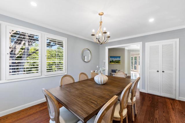 401 Hillsborough Boulevard, Hillsborough CA: https://media.crmls.org/mediaz/bc156ea5-3238-4028-b1df-5f72c4dd89a8.jpg