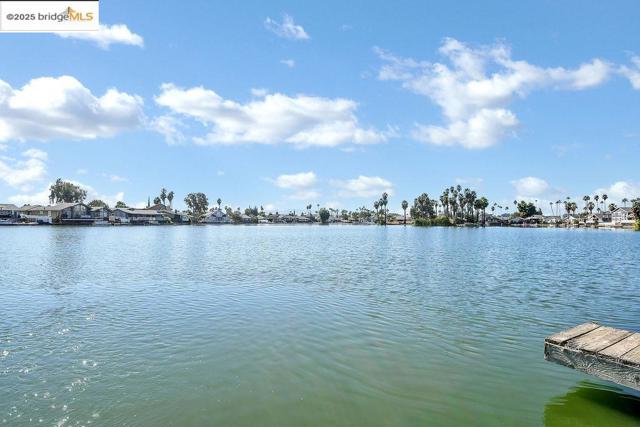 780 Beaver Ln, Discovery Bay CA: https://media.crmls.org/mediaz/bc160b29-90d8-407e-b100-194487a124c0.jpg