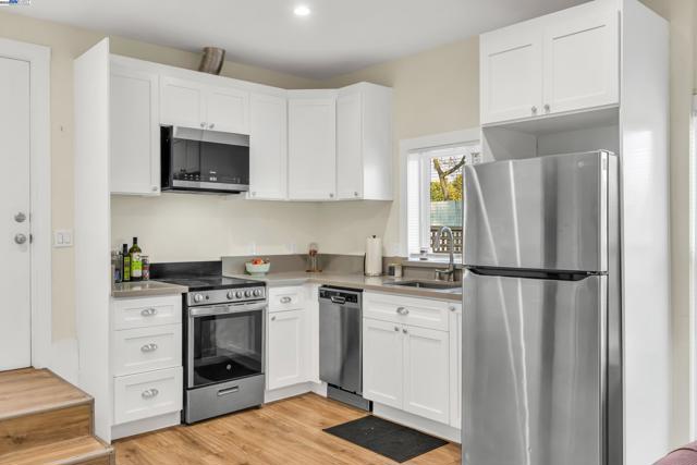 Image 38 of 60 For 207 D St Roseville