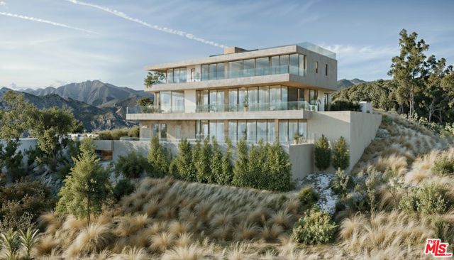 Drew Fenton | 1510 N Tigertail Road Los Angeles CA | MLS: 7428822