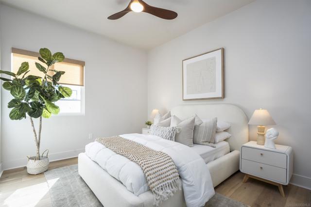 Image 36 of 75 For 4593 Coronado Ave