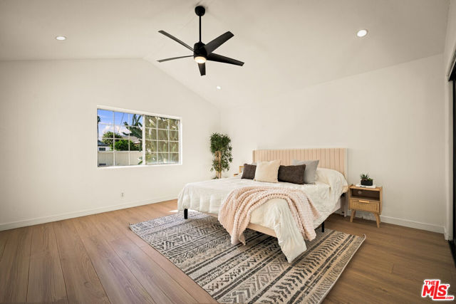 6251 Alcove Avenue photo 33