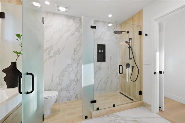 852 La Para Avenue, Palo Alto CA: https://media.crmls.org/mediaz/bc19a3e4-59e6-493d-89bb-ab71d6569797.jpg