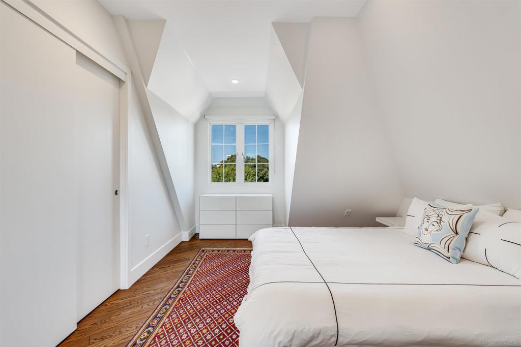 MLS #250031542SD image #29