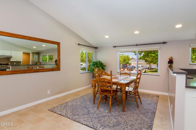 Detail Gallery Image 12 of 34 For 1116 Rexford Pl, Thousand Oaks,  CA 91360 - 3 Beds | 2 Baths