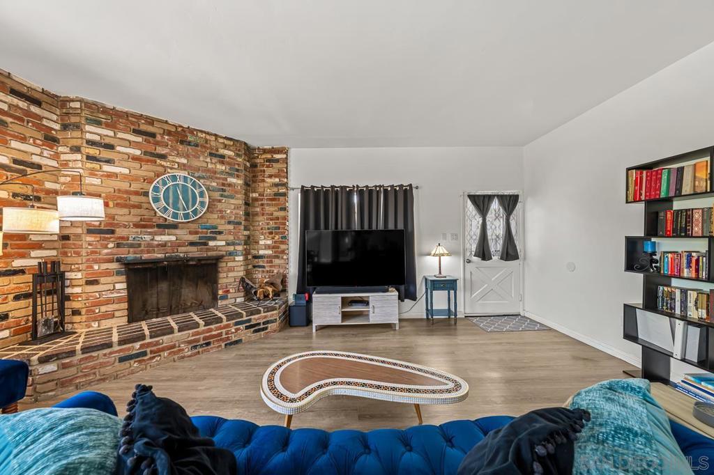 705 Beacon Pl - photo 16