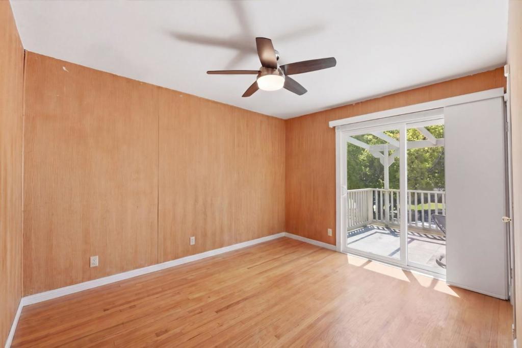 https://media.crmls.org/mediaz/bc1b1945-e7a4-499f-9985-9d3c215f0eb5.jpg?preset=X-Large