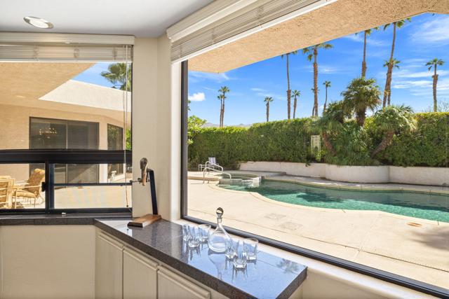 73681 Agave Lane, Palm Desert CA: https://media.crmls.org/mediaz/bc1bb268-cd61-4cda-a885-67717664252b.jpg