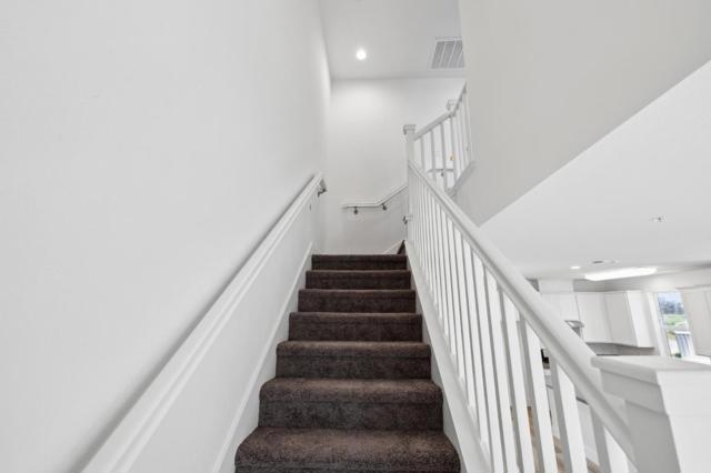 130 Skyline Vista Way, Watsonville CA: https://media.crmls.org/mediaz/bc1bbaed-6b57-4e7b-989e-740b58232aed.jpg