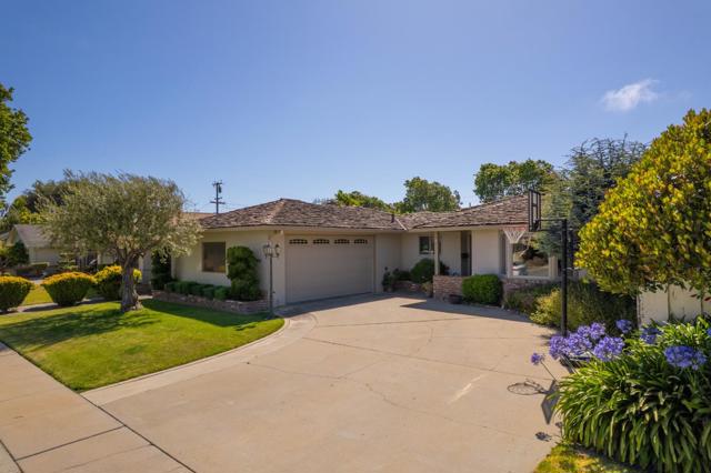 1152 Los Palos Drive, Salinas CA: https://media.crmls.org/mediaz/bc1c039f-dcfc-401d-9eb7-246631f4fe5c.jpg