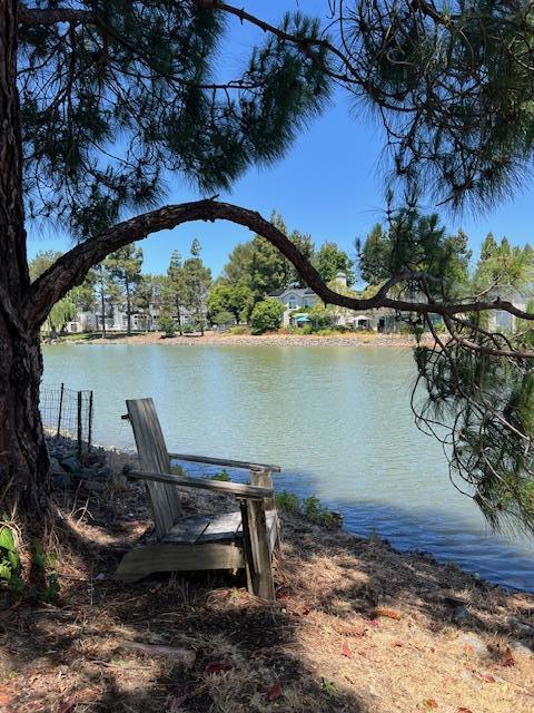 63 WATERSIDE Circle, Redwood City CA: https://media.crmls.org/mediaz/bc1d6fdd-9b0f-436c-ac28-ba03d11c4cad.jpg