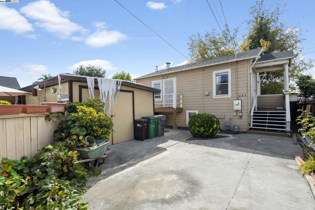 Image 19 of 42 For 883 46th St  