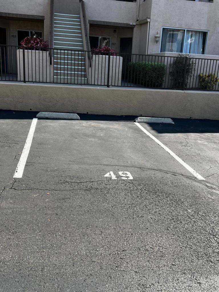 https://media.crmls.org/mediaz/bc1d7d6c-f5a8-4aa0-aeed-331f4d5b00c2.jpg?preset=X-Large