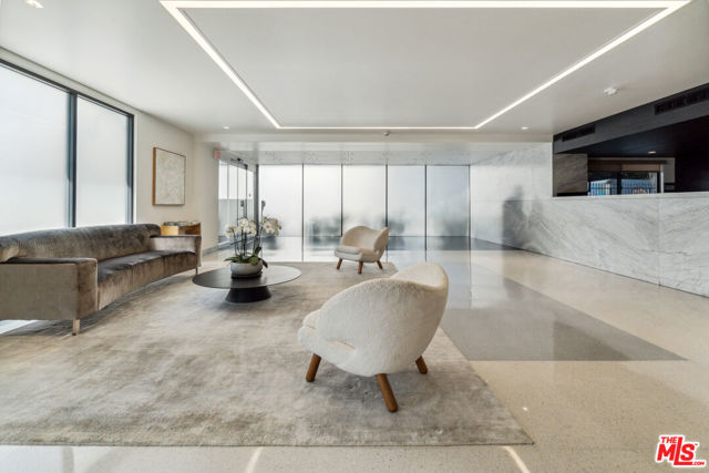 818 N Doheny Drive, West Hollywood CA: https://media.crmls.org/mediaz/bc1db7e6-868f-4544-b3ca-ef0d38995657.jpg