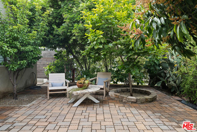 2404 23rd Street photo 3
