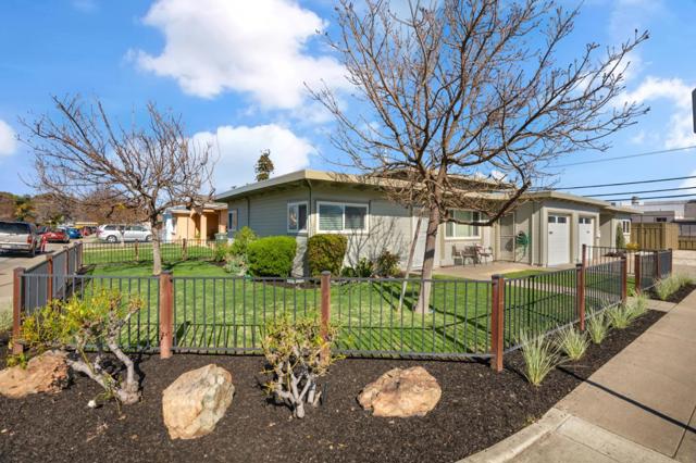 14011403 Cary Avenue, San Mateo CA: https://media.crmls.org/mediaz/bc1f8d9f-3107-48a3-8be7-fb04d61d2c88.jpg