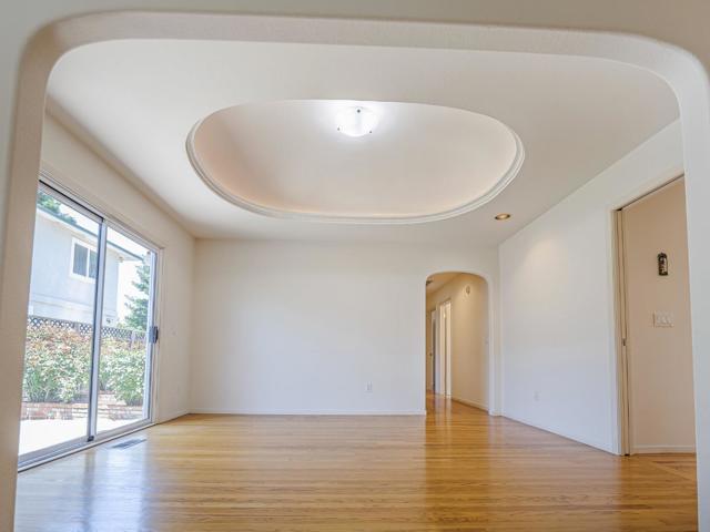 739 Quartz Street, Redwood City CA: https://media.crmls.org/mediaz/bc22885e-588d-4700-a5e8-15033493f77e.jpg