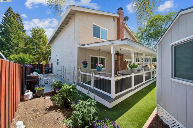 2740 Mohawk Cir, San Ramon CA: https://media.crmls.org/mediaz/bc2293d9-80d0-4724-8e46-e4d188ceee16.jpg