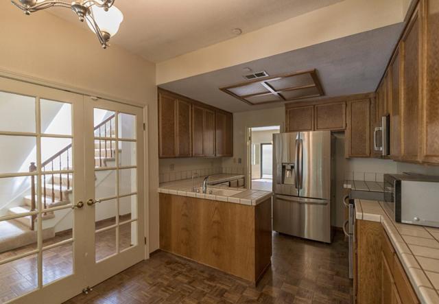 991 La Mesa Terrace, Sunnyvale CA: https://media.crmls.org/mediaz/bc234dd1-9c88-4753-9209-6e72f16c23e9.jpg