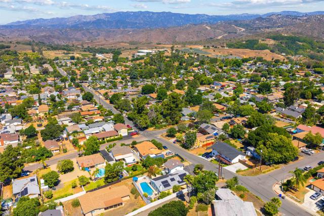 Detail Gallery Image 32 of 34 For 425 E Dougherty St, Fallbrook,  CA 92028 - 4 Beds | 2/1 Baths