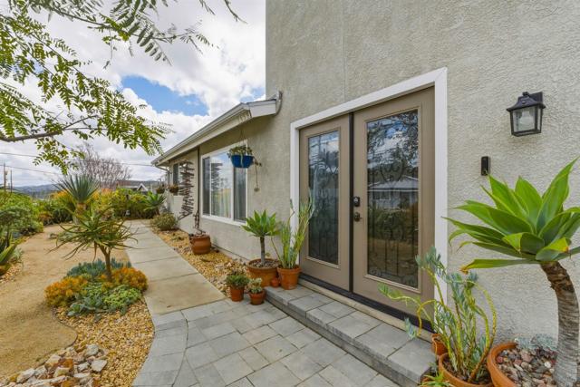 Detail Gallery Image 8 of 64 For 1659 Curry Comb Dr, San Marcos,  CA 92069 - 4 Beds | 3 Baths