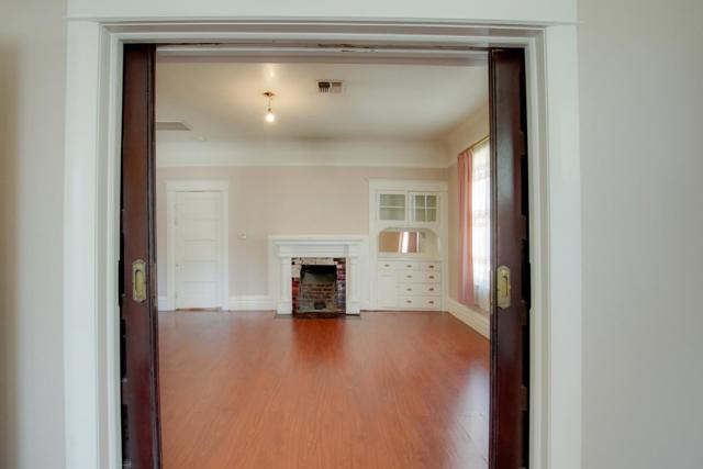 Image 11 of 49 For 541 Vine Street