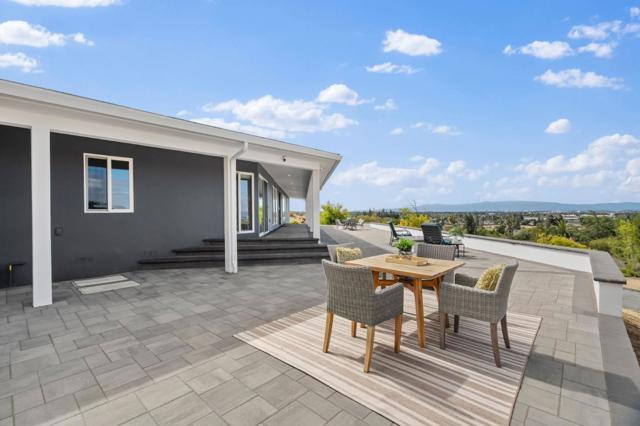 640 Evans Road, Milpitas CA: https://media.crmls.org/mediaz/bc25b00e-ac0e-4088-9007-67d5eccce9d3.jpg