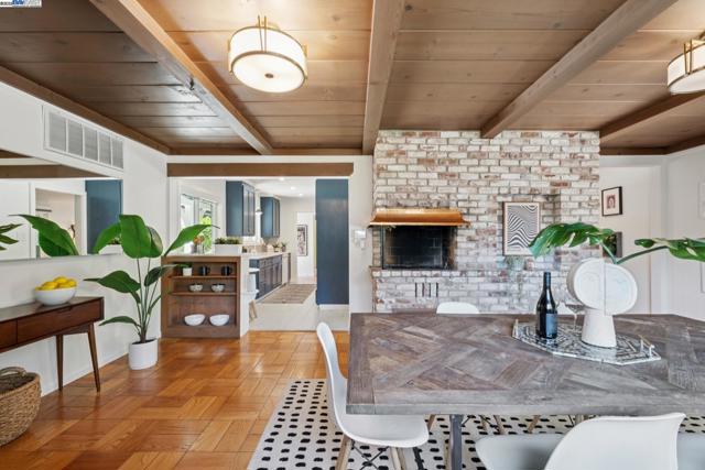 3434 LITTLE LANE, Lafayette CA: https://media.crmls.org/mediaz/bc269263-3949-417f-a124-1fb073a7cf9e.jpg