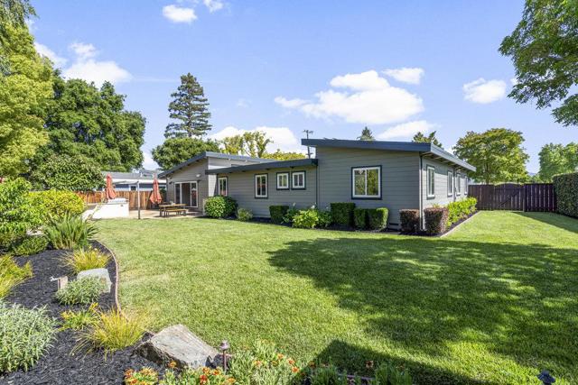 599 Dawn Drive, Sunnyvale CA: https://media.crmls.org/mediaz/bc2801c0-85b4-475d-b364-31d5ba774a10.jpg