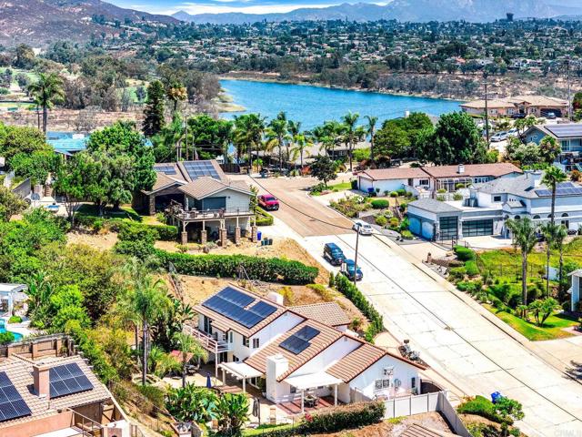 Image 4 of 39 For 7056 Del Cerro Boulevard