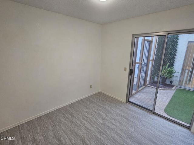 11643 Luanda Street, Lakeview Terrace CA: https://media.crmls.org/mediaz/bc29e9d6-bd9c-4868-96b2-6574c12159d2.jpg