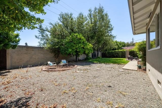 1284 Mandarin Drive, Sunnyvale CA: https://media.crmls.org/mediaz/bc2c04c0-27a0-4db2-a2f7-a70fac0bd93b.jpg