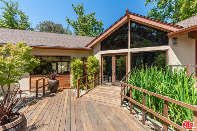 Drew Fenton | 1064 Meadows End Drive Calabasas CA | MLS: 7238352