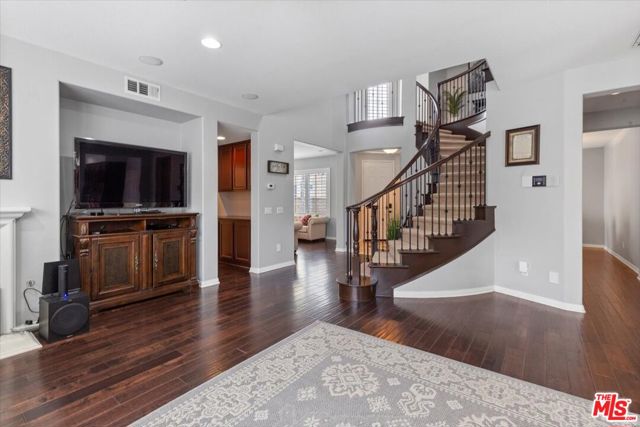 Image 11 of 39 For 7915 Saddletree Court