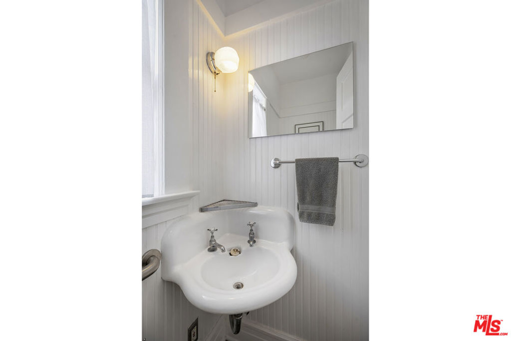 MLS #25544563 img 31