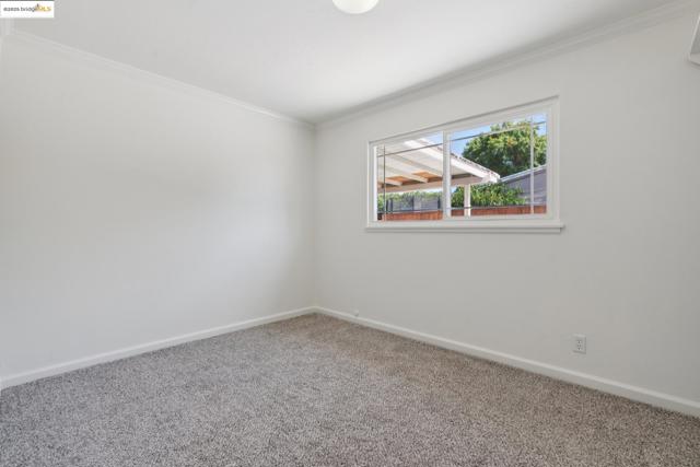 41 Belinda Dr, Pleasant Hill CA: https://media.crmls.org/mediaz/bc2f7abc-33af-489b-841c-8809cc6694c1.jpg