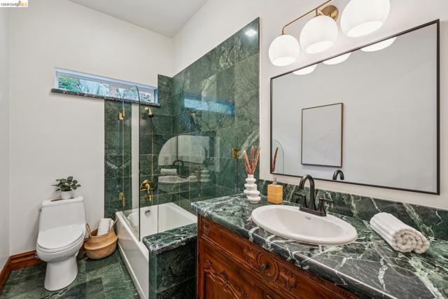 Image 40 of 60 For 33 Somerset Rd