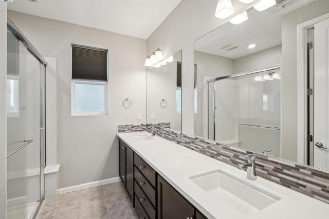 5813 Huntley Ave, Dublin CA: https://media.crmls.org/mediaz/bc30553f-bfc7-42f9-9f4a-ae3ad261d0ea.jpg