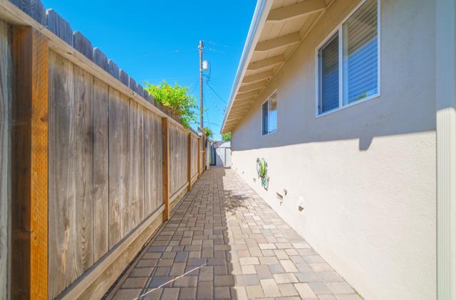 731 La Mesa Drive, Salinas CA: https://media.crmls.org/mediaz/bc306895-7d07-4131-a85d-162406936758.jpg