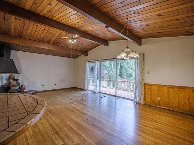 325 Woodland Drive, Scotts Valley CA: https://media.crmls.org/mediaz/bc308305-11ed-4f97-b4fa-bed8c4bcac5f.jpg