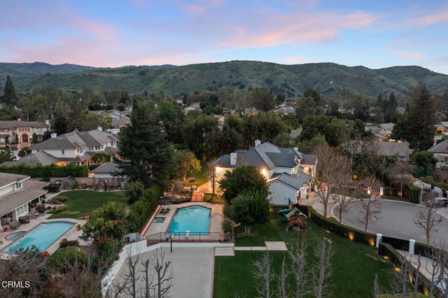 Detail Gallery Image 51 of 54 For 550 Unique Ln, Simi Valley,  CA 93065 - 5 Beds | 5/1 Baths