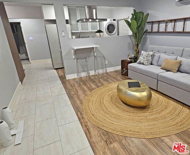 24242 Pine Street, Newhall CA: https://media.crmls.org/mediaz/bc336bc7-ea48-4783-854e-88d72648ca4e.jpg