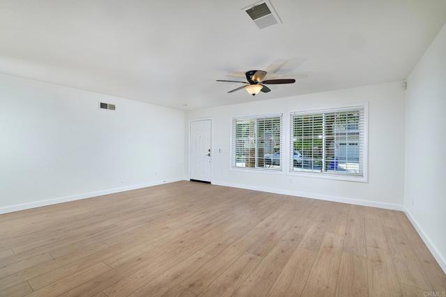 339 La Purisma Way, Oceanside CA: https://media.crmls.org/mediaz/bc3492f5-9ad3-44b0-b2ba-57f61ad73924.jpg