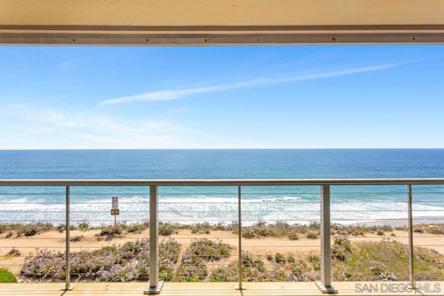 270 Surfview Ct, Del Mar CA: https://media.crmls.org/mediaz/bc36d42f-1a27-4ae2-93c5-809a9af65edb.jpg