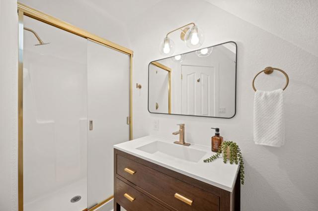 6607 Arlington Drive, Pleasanton CA: https://media.crmls.org/mediaz/bc37288b-fae9-4a30-aa71-2175db96c680.jpg