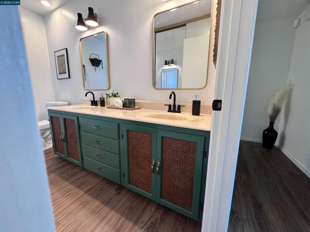 1836 Boxwood Dr, Concord CA: https://media.crmls.org/mediaz/bc373ca5-7368-451f-9d15-c05850f79ad8.jpg