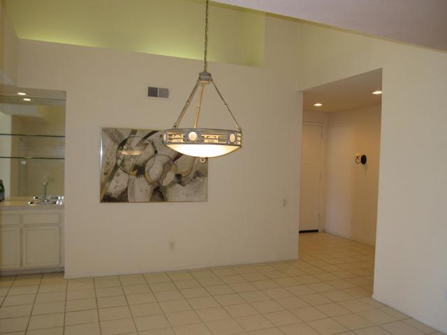 139 Lake Shore Drive, Rancho Mirage CA: https://media.crmls.org/mediaz/bc375642-36a6-4a3d-8035-c0e746c60773.jpg