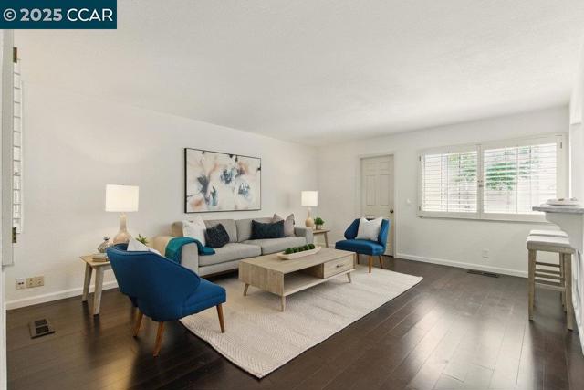 3094 Deer Meadow, Danville CA: https://media.crmls.org/mediaz/bc37b0cf-6543-48fc-8da1-26266e7e7f95.jpg