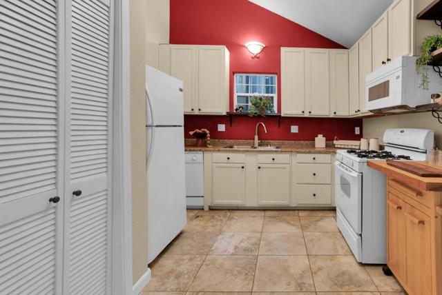 17981 Ogallala Warpath Road, Los Gatos CA: https://media.crmls.org/mediaz/bc38b557-7a37-4152-938a-dda4a80efd6f.jpg