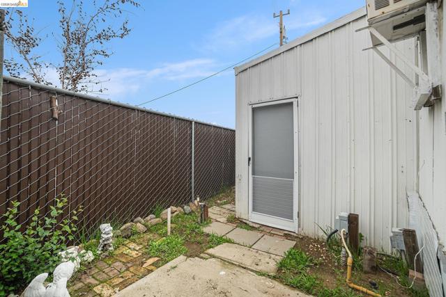 Image 14 of 26 For 210 Cypress  